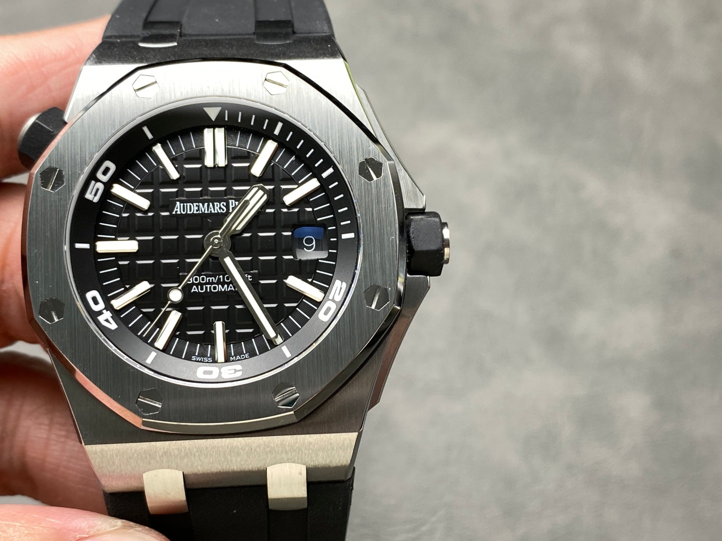 Audemars Piguet Royal Oak Offshore Diver 15710ST Black Dial Rubber Strap 1:1 Best Replica APSF 42mm