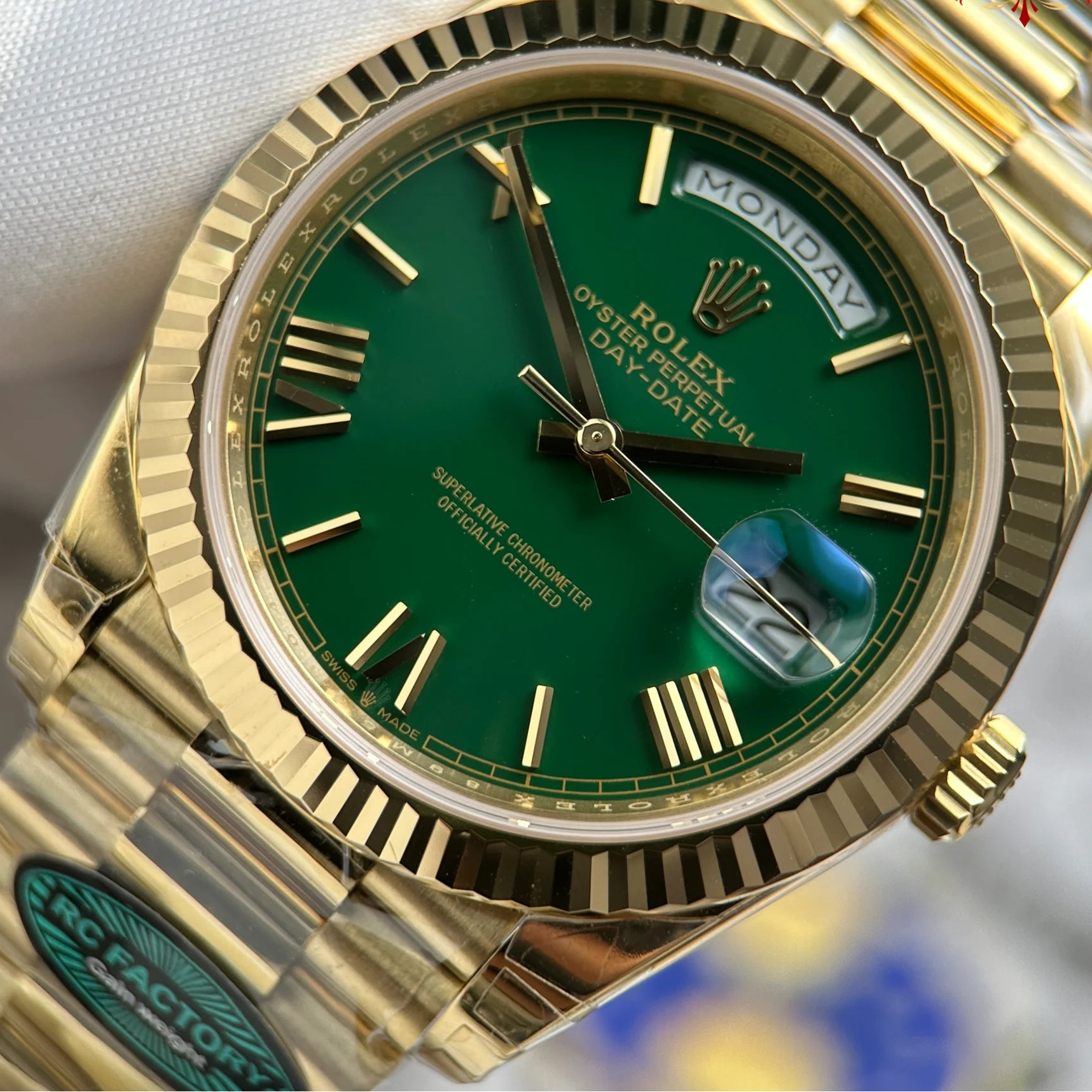 Day-Date 228238-0061 Yellow Gold Green Roman Dial 1:1 Top Quality Replica 210g RC Factory 40mm