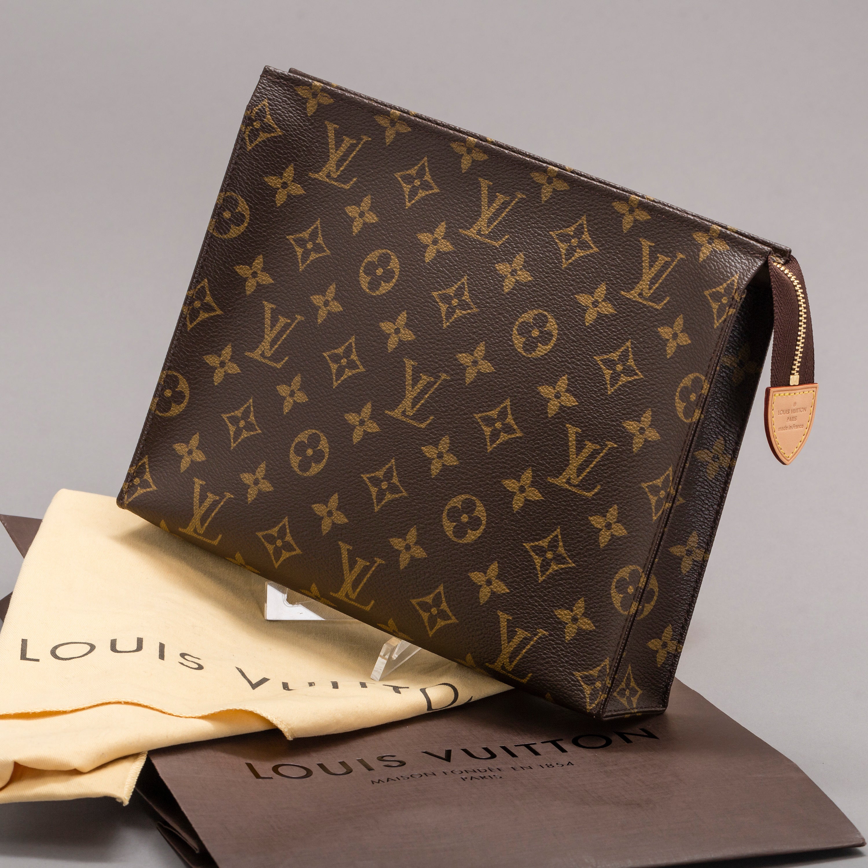 Vuitton Toiletry Bag Unisex Box & Papers Supercopy High Version