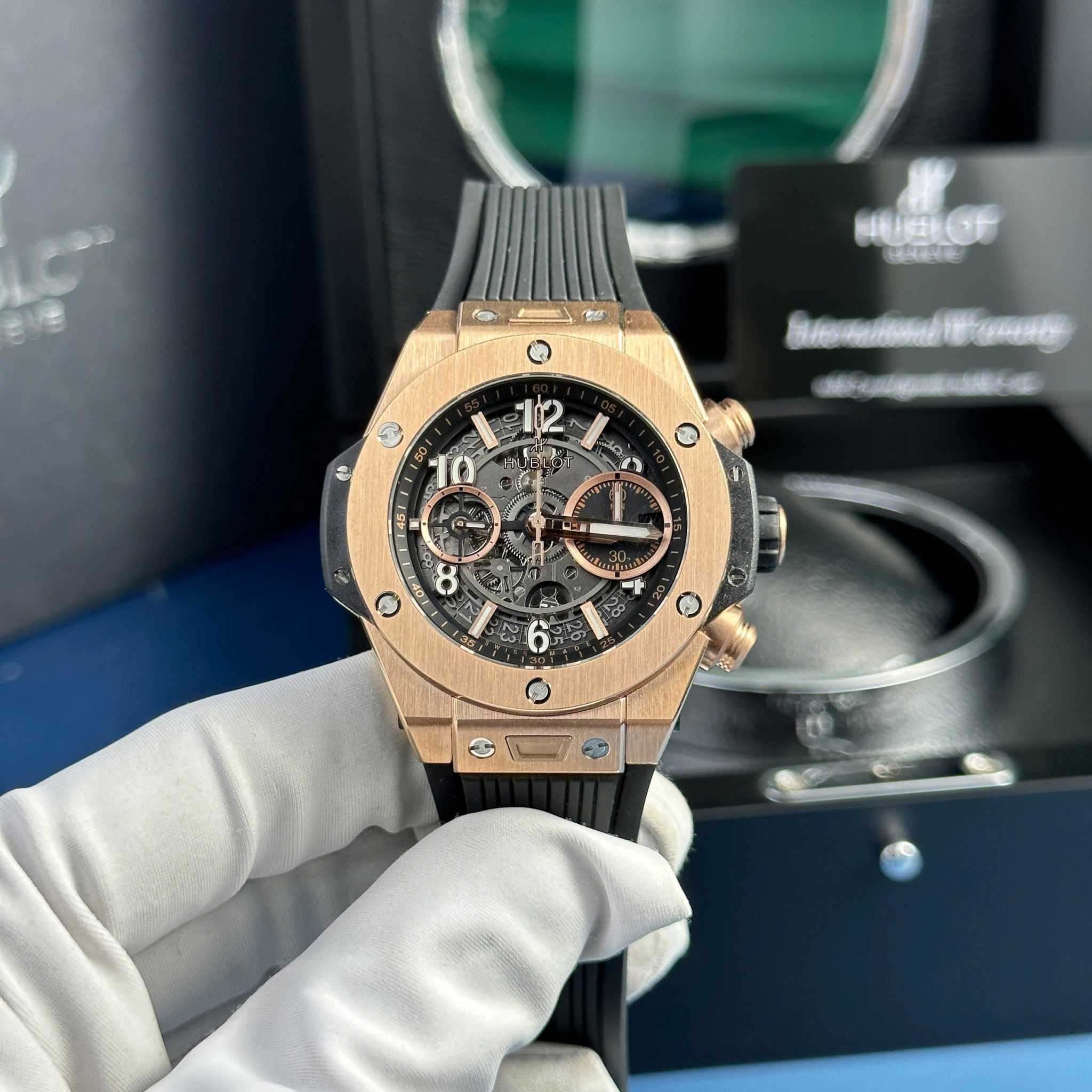 Big Bang Unico King Gold Black Dial Rubber Strap Replica BBF 42mm