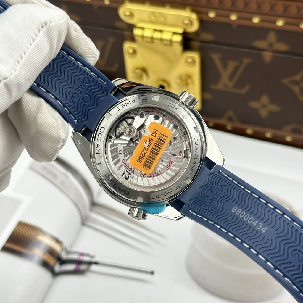 Omega Seamaster Planet Ocean GMT 600M 232.32.44.22.03.001 Blue Dial Rubber Strap 1:1 Best Replica 43.5mm