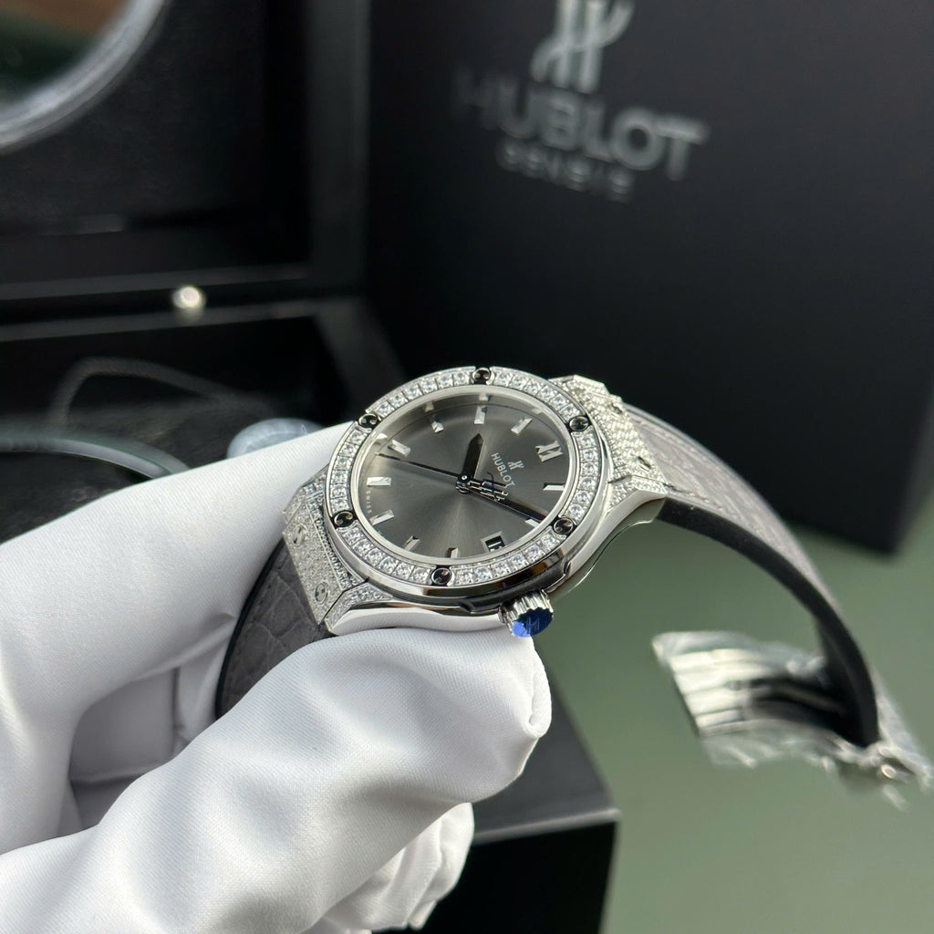 Hublot Classic Fusion Titanium Pavé Grey Dial Leather Strap Ladies Replica 33mm