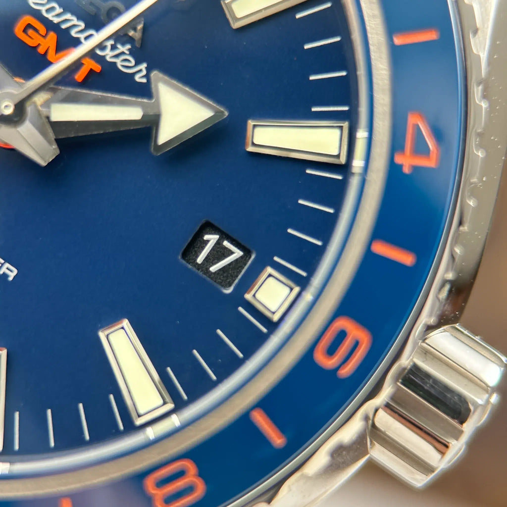Omega Seamaster Planet Ocean GMT 600M 232.32.44.22.03.001 Blue Dial Rubber Strap 1:1 Best Replica 43.5mm